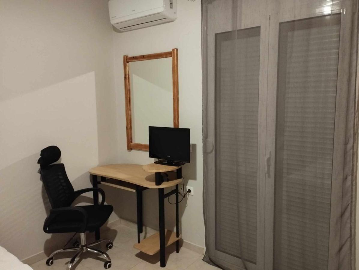 Istamos Apartment Stamni Buitenkant foto